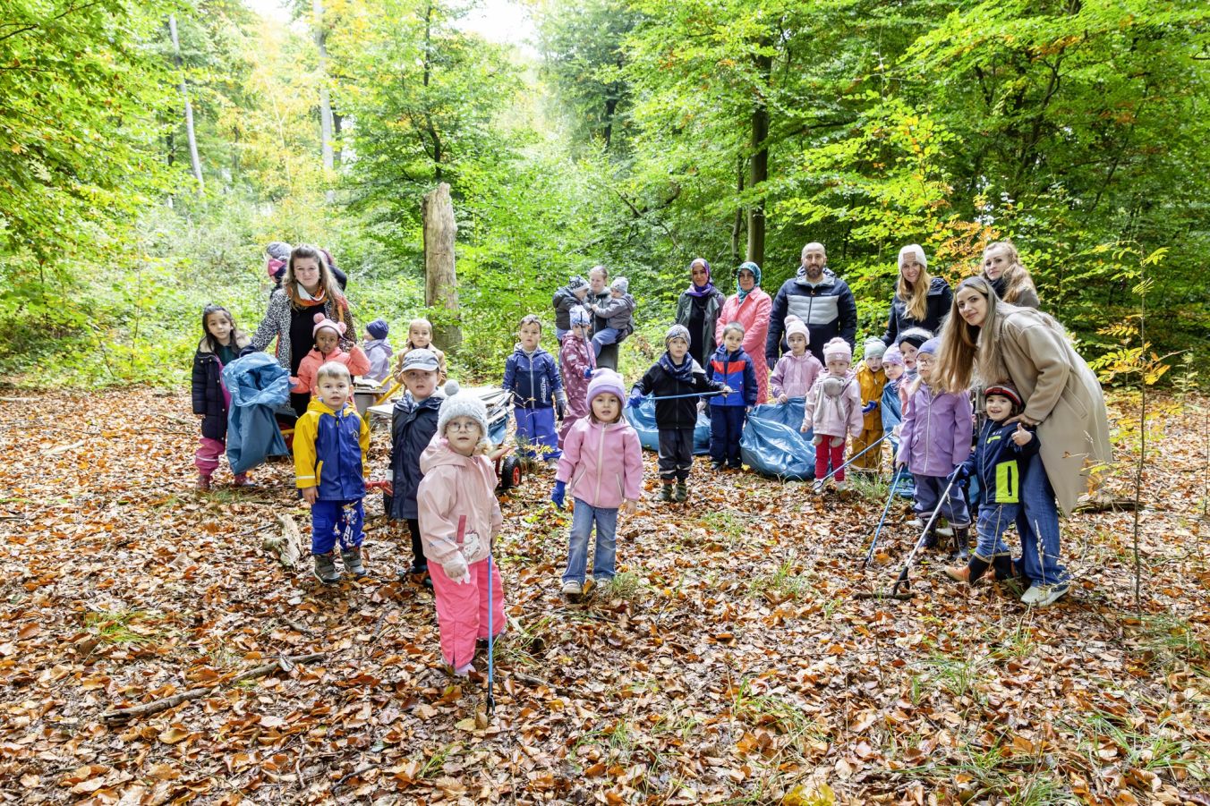 Erster Aktionstag „Sauberer Wald“ der Kita „Waldgeister“, Foto: maxpress/srk