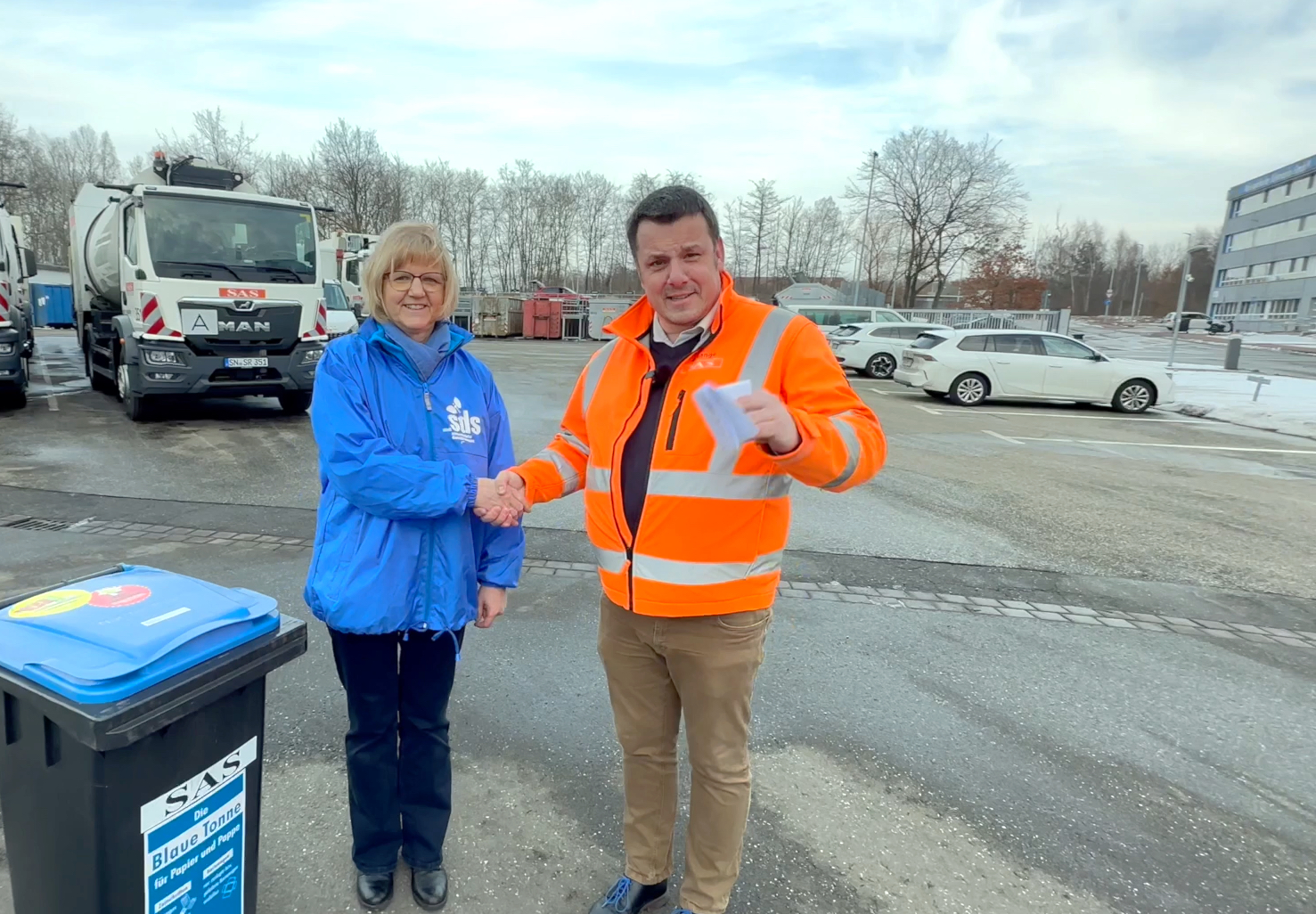 30.000 Schweriner Mülltonnen werden jetzt gechipt. Was Kunden jetzt unbedingt machen müssen!